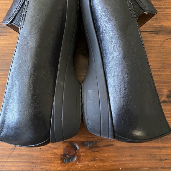 Dansko Farrah Black Leather Slip-On Clogs Comfort Shoes, Size EU 36 US 6-6.5 - Picture 8 of 15